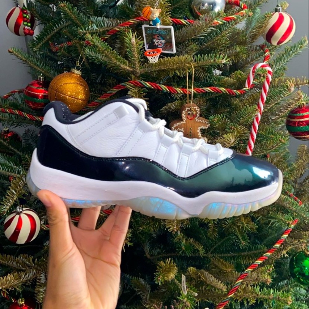 Jordan 11 Low ‘Emerald’ 🦚